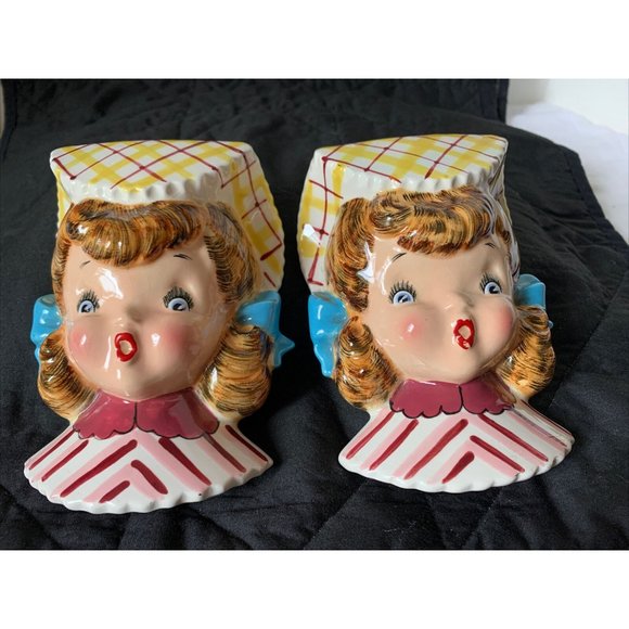 Pair of Vintage Norcrest surprised girl w/ pigtails cutie wall pockets P345 - Picture 8 of 8